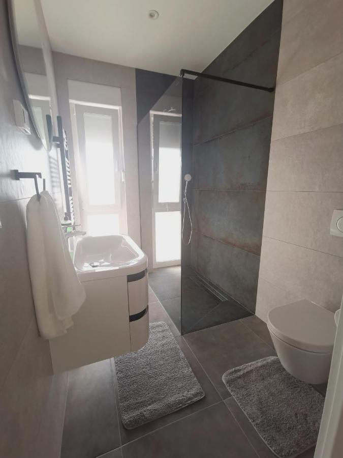 Villa Mare E Monti With Heated Pool Umag