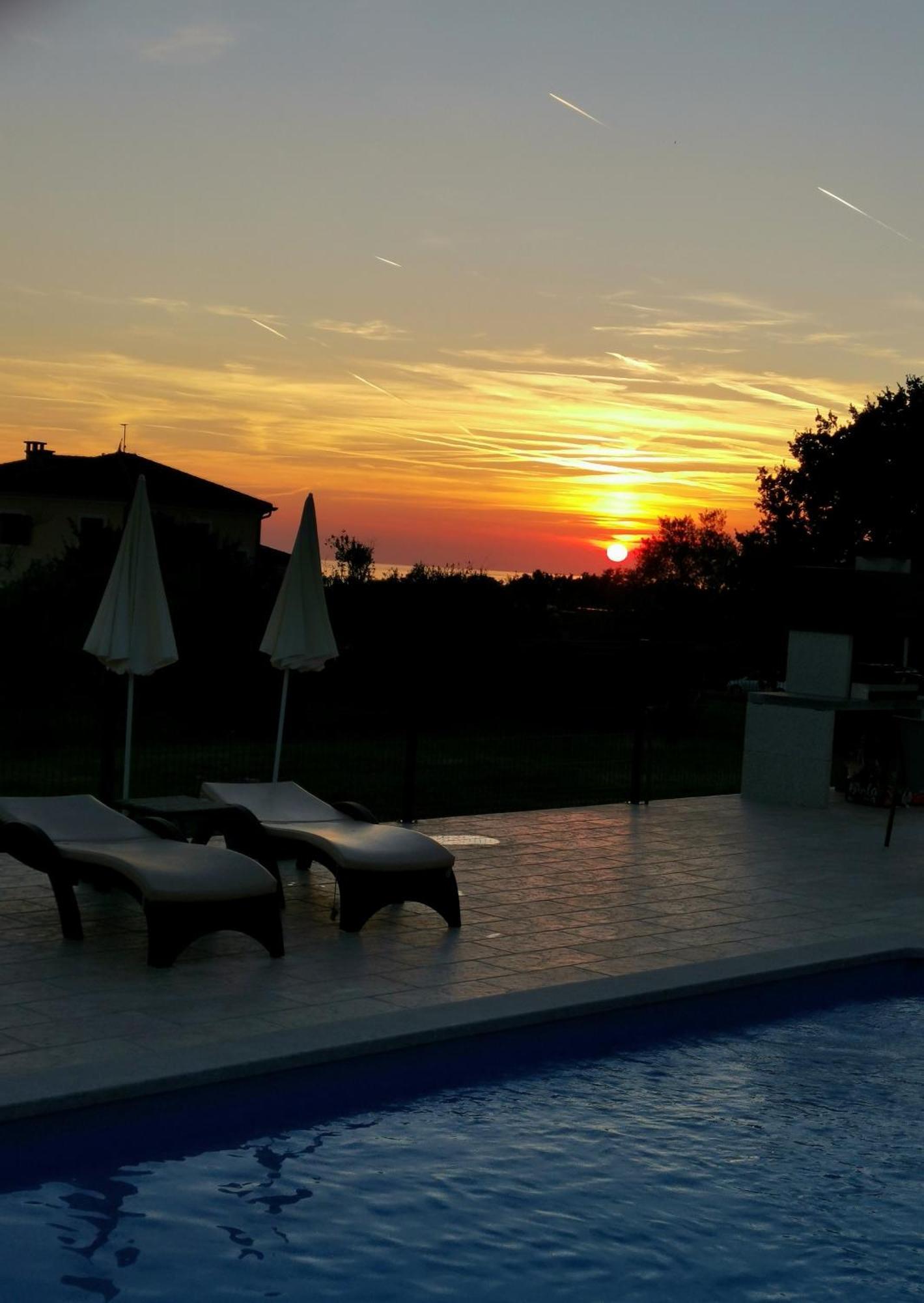 Mare E Monti With Heated Pool